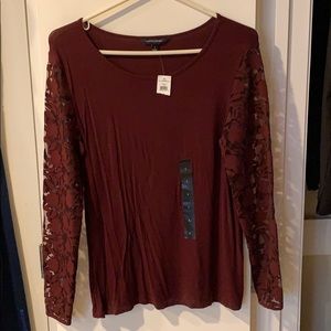 Banana Republic lace sleeve top